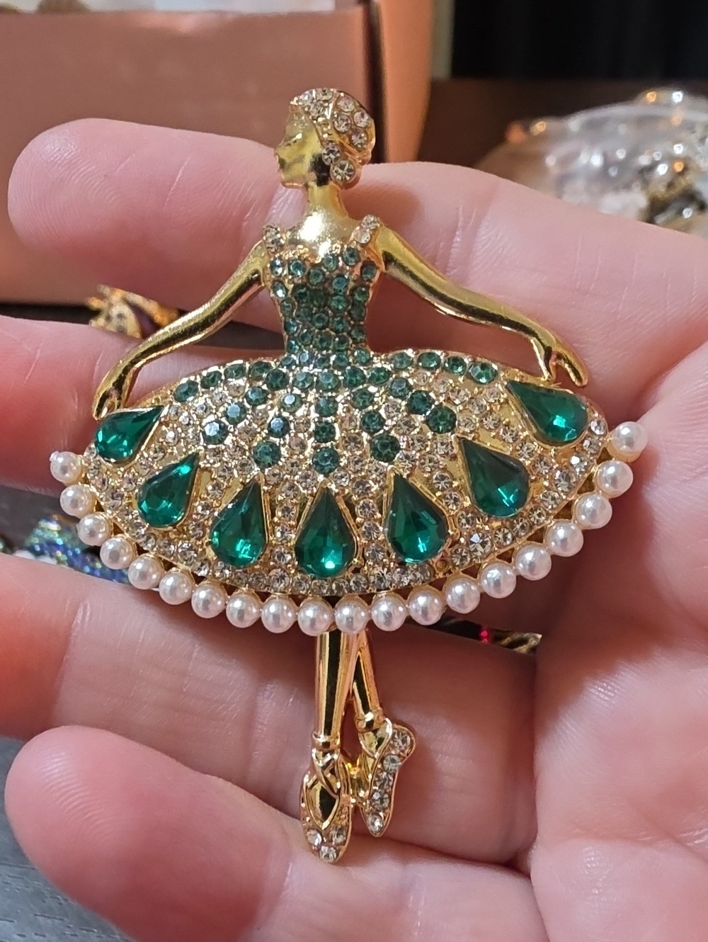 A156- Gold Ballerina Brooch with Emerald Green Crystals and Pearls